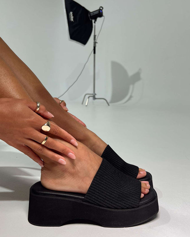 Therapy Nawty Sandals Black
