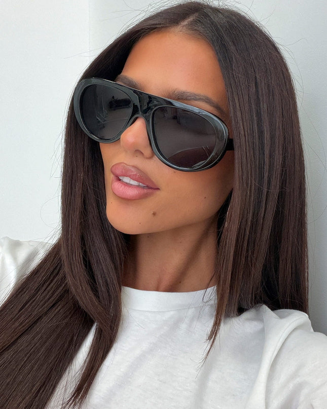 Amorra Oversized Aviator Sunglasses Black