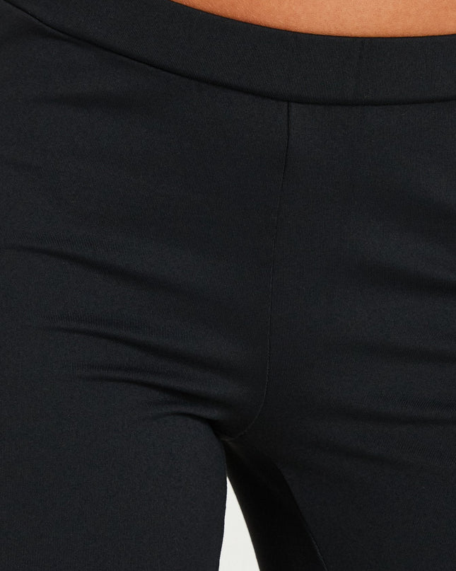 Daily Define Capri Pants Black