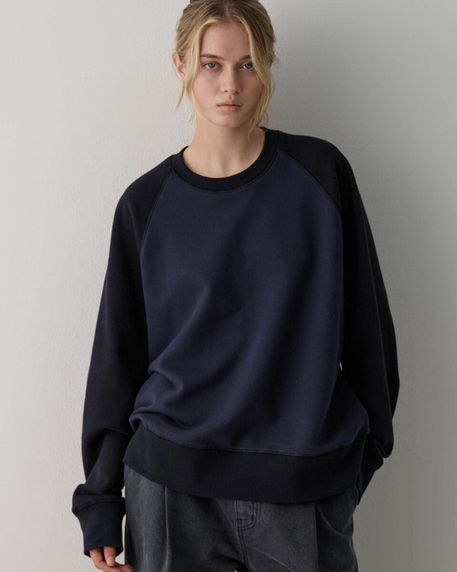 FACADE PATTERN Women's Vintage Raglan Sweatshirt