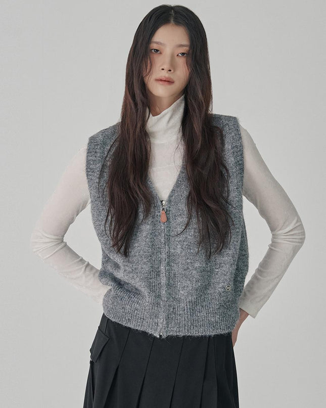 V’ NY STUDIO Women's V-Neck Zip-Up Vest Knit